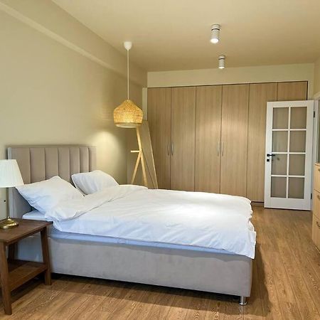 2 Bedroom On Ismail Corner Stefan Cel Mare, New Apartment, Chisinau Center! المظهر الخارجي الصورة